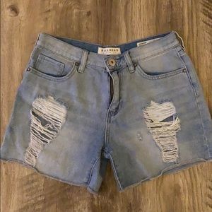 Bullhead Jean shorts